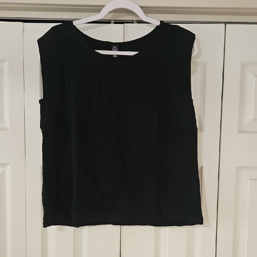 NWT Black Sleeveless Top